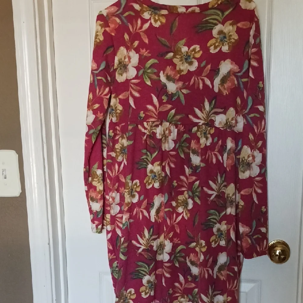 Watermelon Floral Tunic Size Large